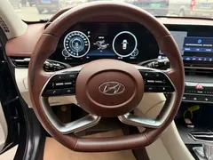 2021 Hyundai Mistra 1.8L CVT LUX Premium, чёрный — фото 13