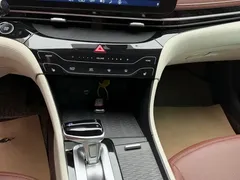 2021 Hyundai Mistra 1.8L CVT LUX Premium, чёрный — фото 17