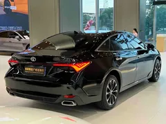 2022 Toyota Avalon 2.0L Luxury, чёрный — фото 4
