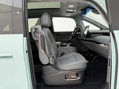2025 Zeekr Mix Smart Driving, синий — фото 19