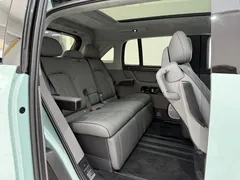 2025 Zeekr Mix Smart Driving, синий — фото 24