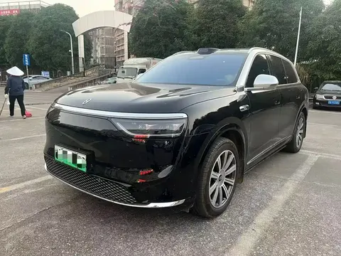 2025 Aito M8 EV Max+ 6-Seat Long Range 192-line Lidar