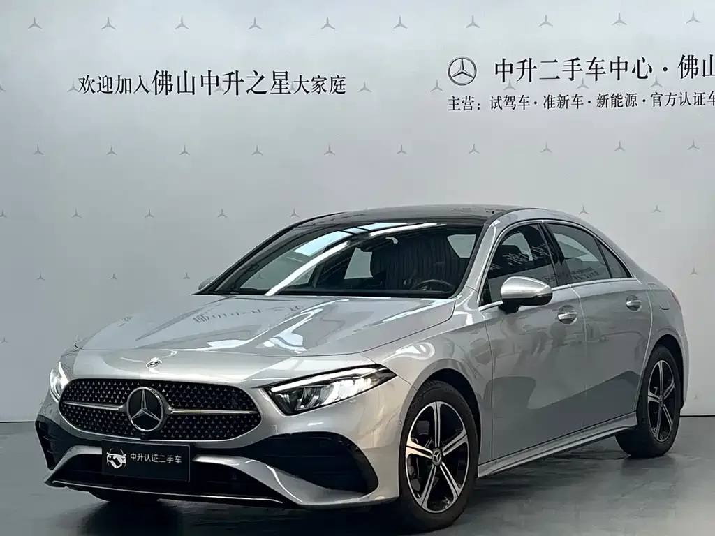 2024 Mercedes-Benz A-Class A 200 L Fashion