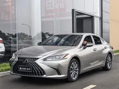 2022 Lexus ES 300h Excellence — фото 1