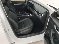 2022 Geely Emgrand 4th Gen 1.5L MT Luxury, белый — фото 8