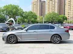 2023 BMW 5 Series 530Li Premium M Sport Package, чёрный — фото 4
