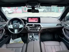 2023 BMW 5 Series 530Li Premium M Sport Package, чёрный — фото 18
