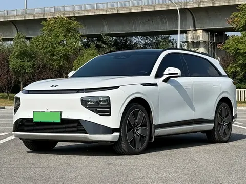 2022 Xpeng G9 702 Max