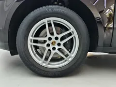 2021 Porsche Macan 2.0T, чёрный — фото 12