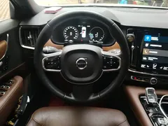 2021 Volvo S90 T8 PHEV Luxury, чёрный — фото 15