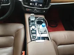 2021 Volvo S90 T8 PHEV Luxury, чёрный — фото 16