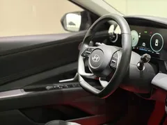 2023 Hyundai Elantra 1.5L CVT TOP Flagship — фото 10