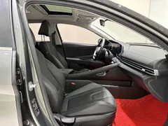 2023 Hyundai Elantra 1.5L CVT TOP Flagship — фото 11