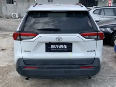 2022 Toyota RAV4 2.0L CVT 2WD Urban, белый — фото 7