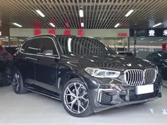 2022 BMW X5 40Li M Sport Package, чёрный — фото 3