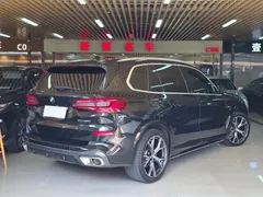 2022 BMW X5 40Li M Sport Package, чёрный — фото 5