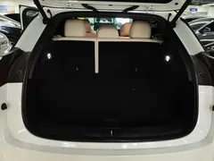 2025 Li Auto i6 4WD Standard, белый — фото 4