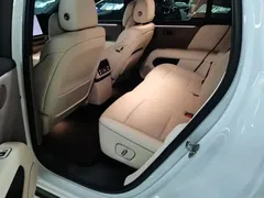 2025 Li Auto i6 4WD Standard, белый — фото 11