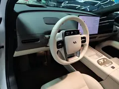 2025 Li Auto i6 4WD Standard, белый — фото 12
