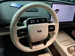 2025 Li Auto i6 4WD Standard, белый — фото 15