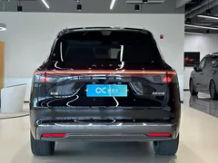 2025 Aito M8 EV Max+ 6-Seat Long Range 192-line Lidar, чёрный — фото 6