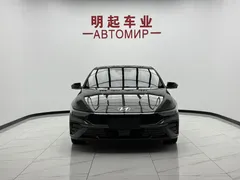 2023 Hyundai Elantra 1.5L CVT TOP Flagship — фото 3