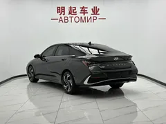 2023 Hyundai Elantra 1.5L CVT TOP Flagship — фото 7