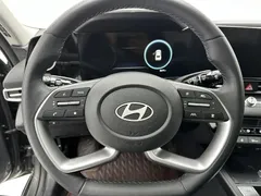 2023 Hyundai Elantra 1.5L CVT TOP Flagship — фото 18