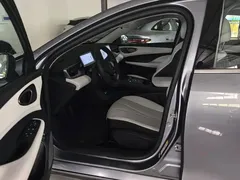 2025 BYD Seal 05 PHEV 120KM Smart Driving Flagship — фото 9