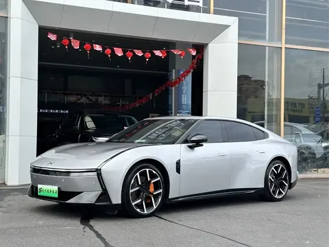 2025 Xpeng P7 702 Long Range Ultra