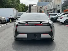 2025 Xpeng P7 702 Long Range Ultra — фото 6
