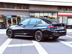2021 BMW 3 Series 325i M Sport Night Package, чёрный — фото 24