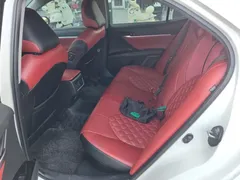 2021 Toyota Camry Hybrid 2.5HG Luxury, белый — фото 5
