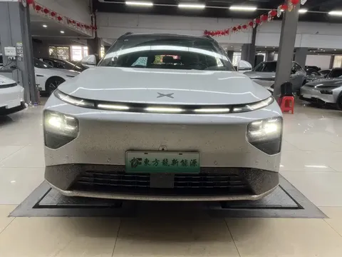 2025 Xpeng G9 725 Ultra Long Range Max