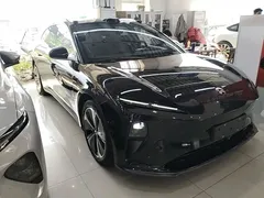 2024 Nio ET5T 75kWh Touring, чёрный — фото 4