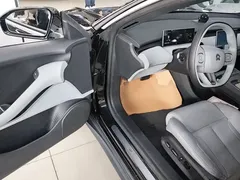 2024 Nio ET5T 75kWh Touring, чёрный — фото 16