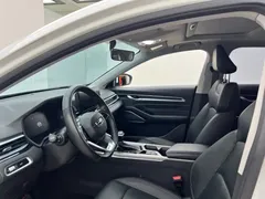 2022 Geely Emgrand 4th Gen 1.5L CVT Premium, белый — фото 5