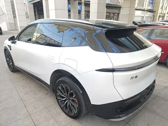 2025 Zeekr 7X 75kWh RWD Smart Driving