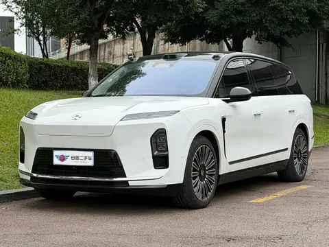 2026 Nio ES8 6-seat Executive Luxury