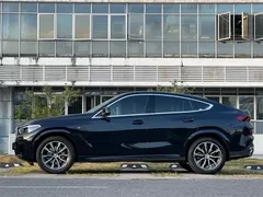 2022 BMW X6, чёрный — фото 7