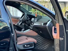 2022 BMW X6, чёрный — фото 10