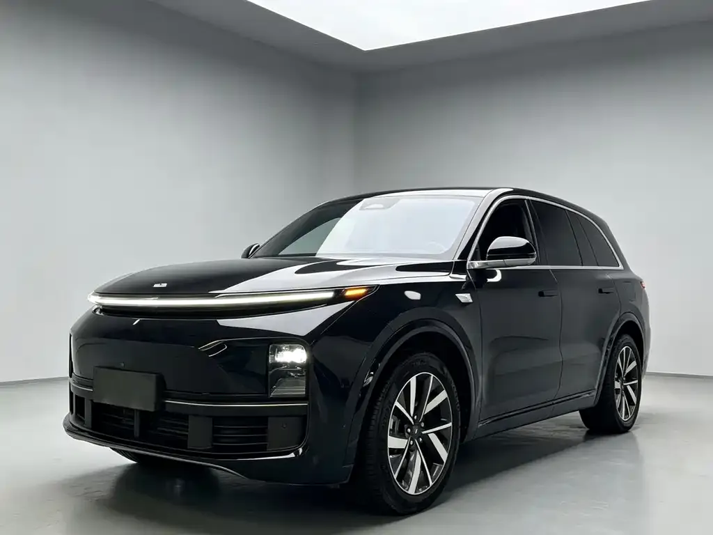 2023 Li Auto L8