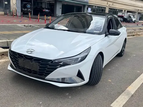 2021 Hyundai Elantra 1.5L CVT LUX Premium