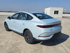 2026 BYD Qin PLUS DM-i PHEV 128km Entry, белый — фото 9