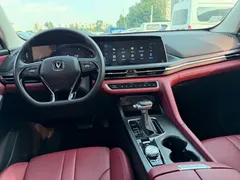 2021 Changan CS75 PLUS 1.5T AT Luxury, белый — фото 12