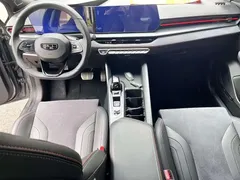 2022 Geely Binrui Cool 1.5T DCT Thunder, зелёный — фото 4