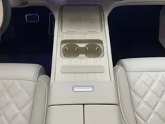 2026 Nio ES8 6-seat Executive Signature, белый — фото 23