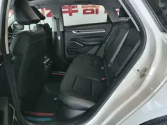 2022 Geely Emgrand 4th Gen 1.5L CVT Premium, белый — фото 7