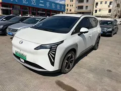 2025 Aion Plus 510 58.4kWh, белый — фото 2