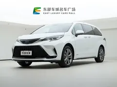 2021 Toyota Sienna 2.5L Hybrid Luxury, белый — фото 1